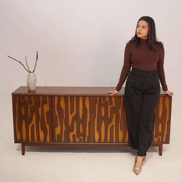 Consoles & Sideboards