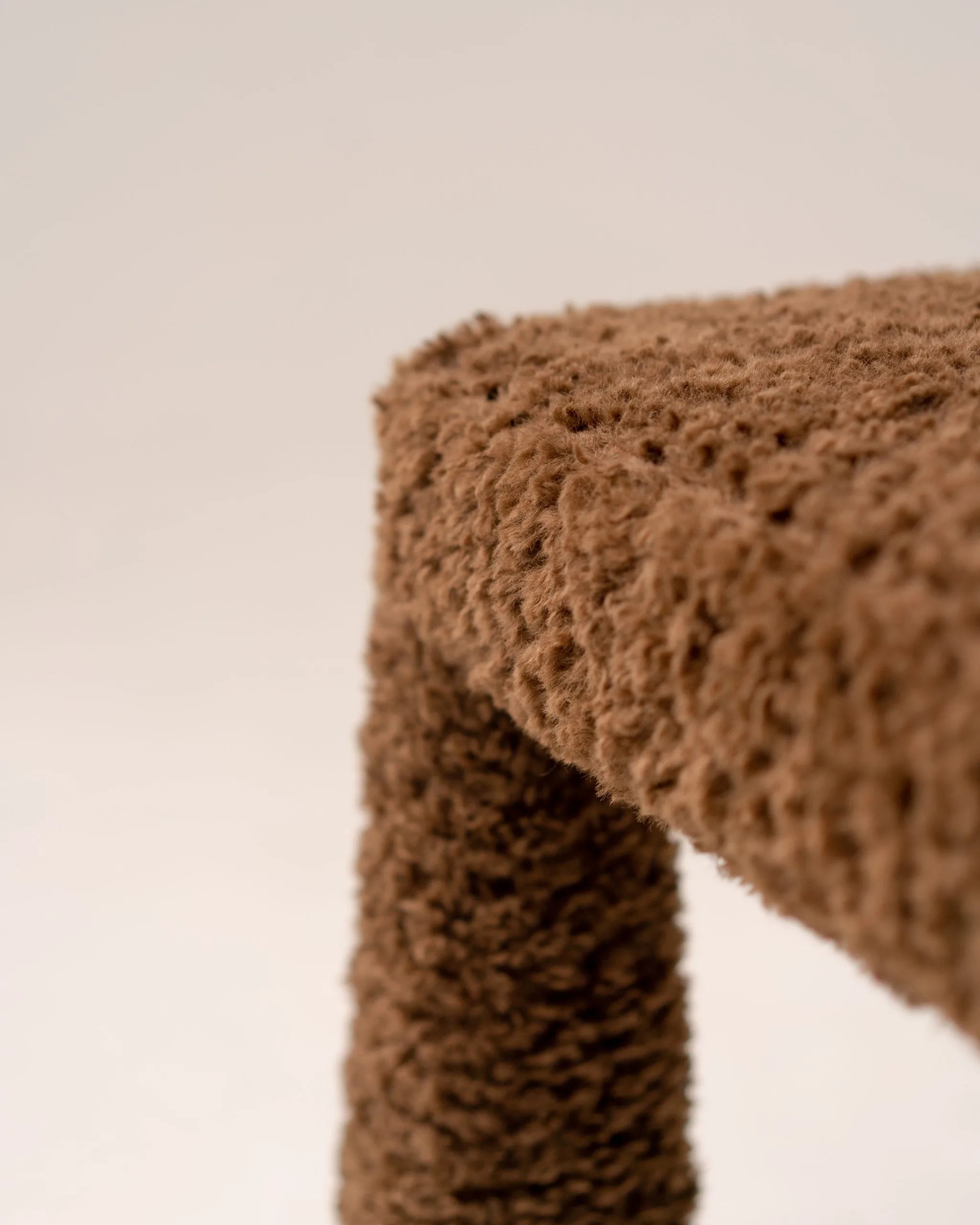 Lama Chair