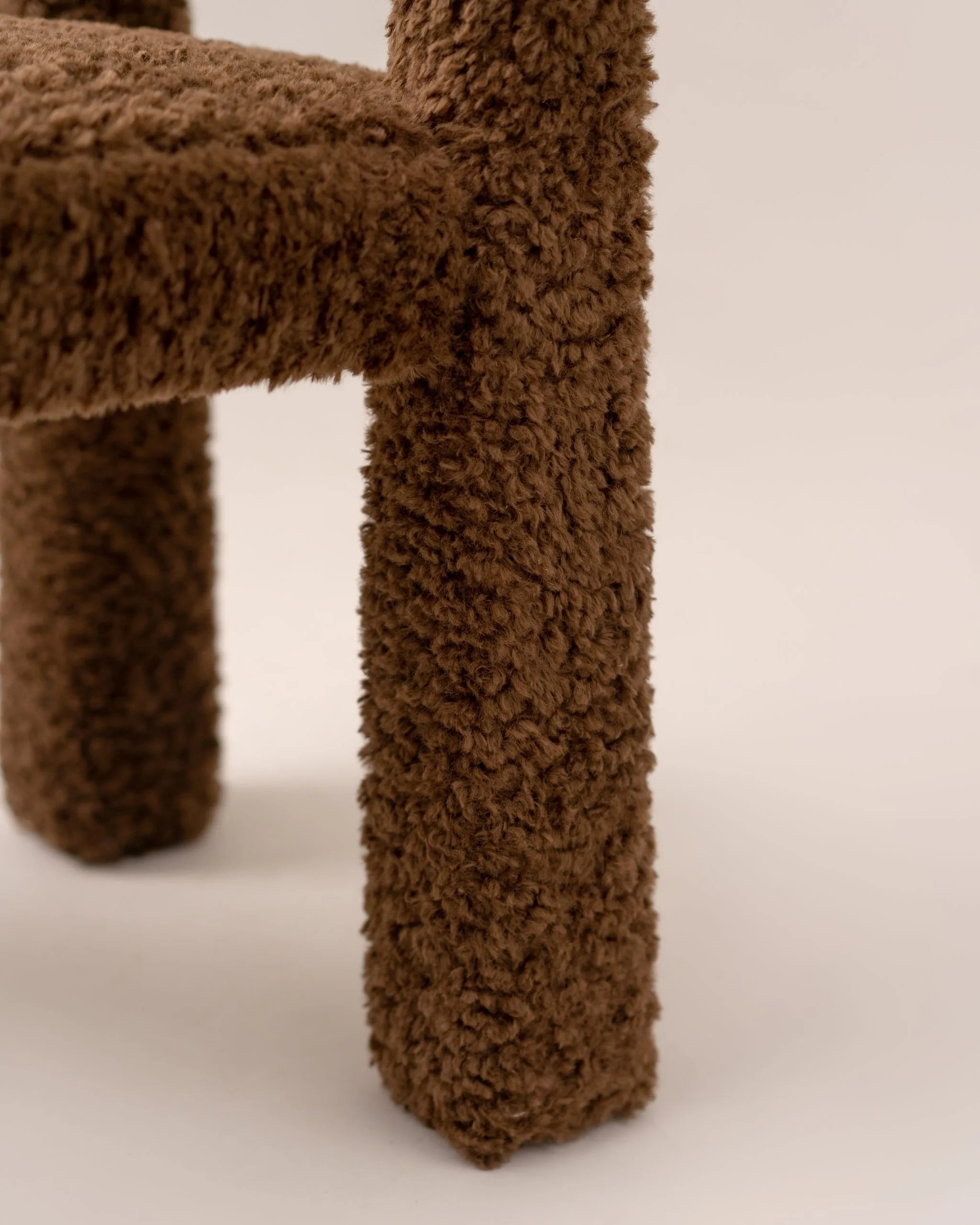 Lama Chair