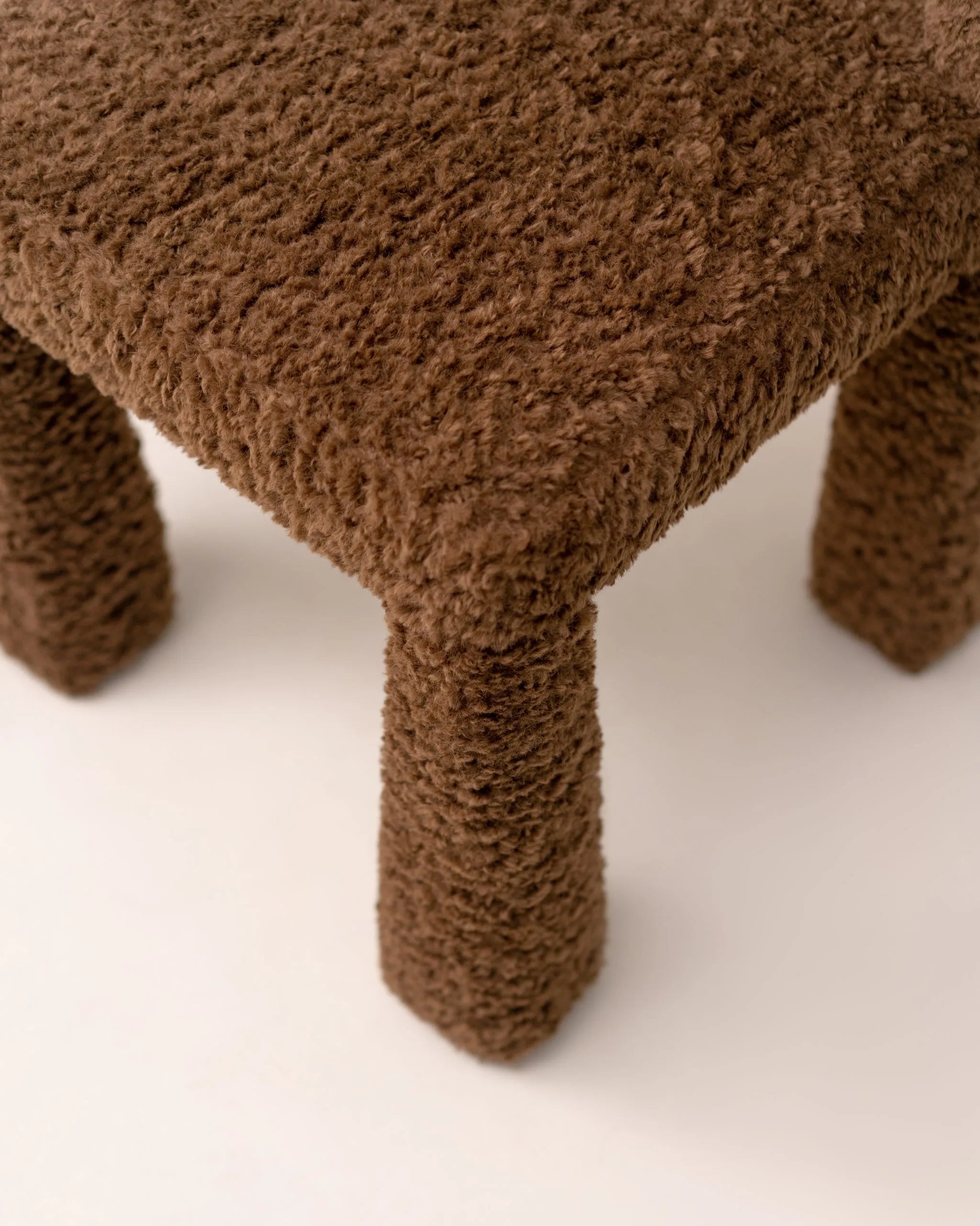 Lama Chair
