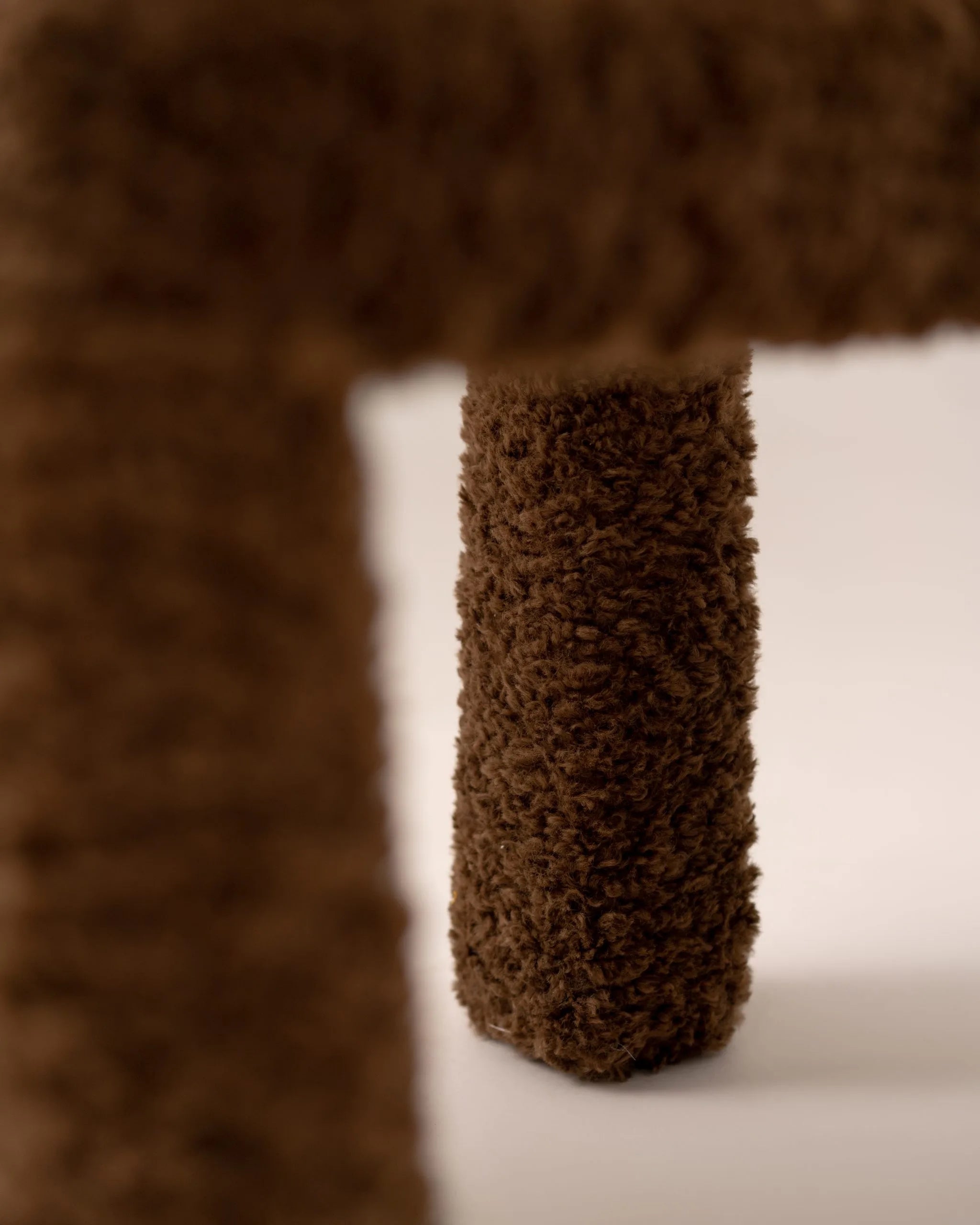 Lama Chair