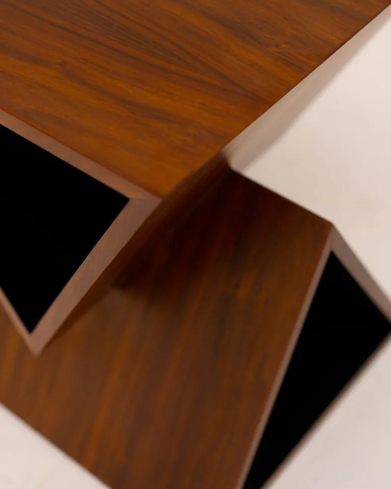 Vora Table